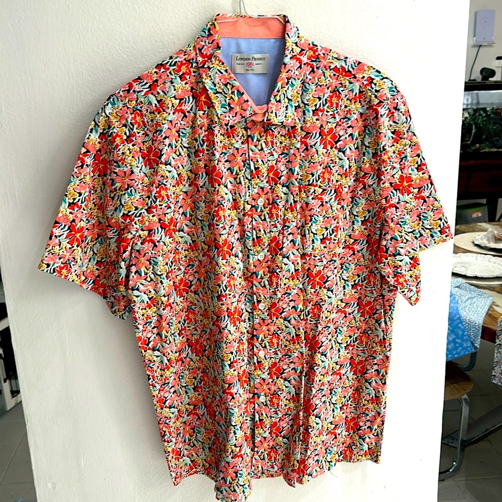 Rue Saint Patrick Fiji Floral Short Sleeve Shirt in Coral Reef Pink